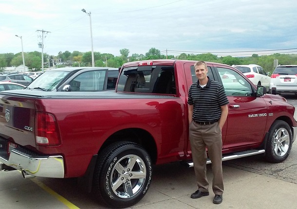  Ram Big Horn Dealership Elizabeth Illinois